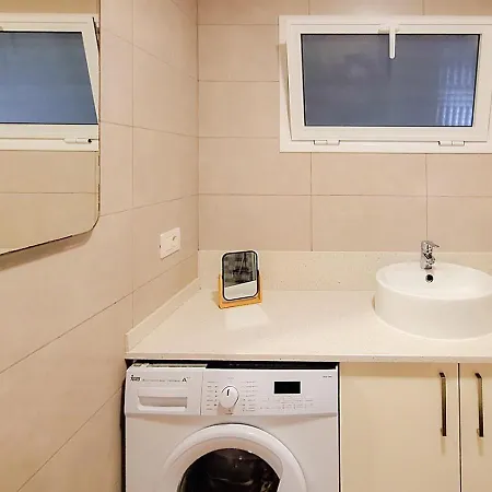 With Balcony And Sea View Appartement *