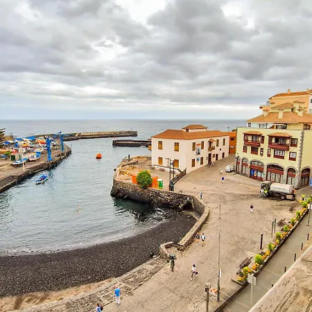 With Balcony And Sea View Appartement *