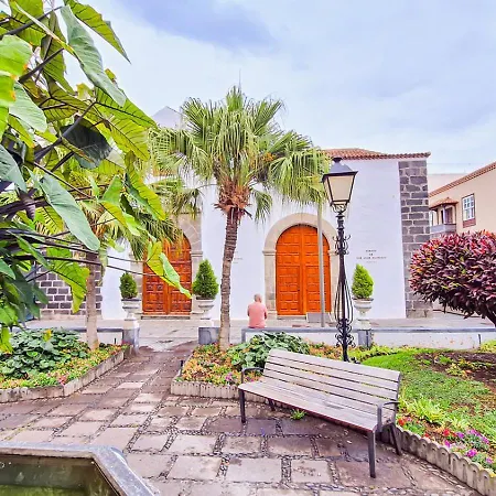 شقة With Balcony And Sea View